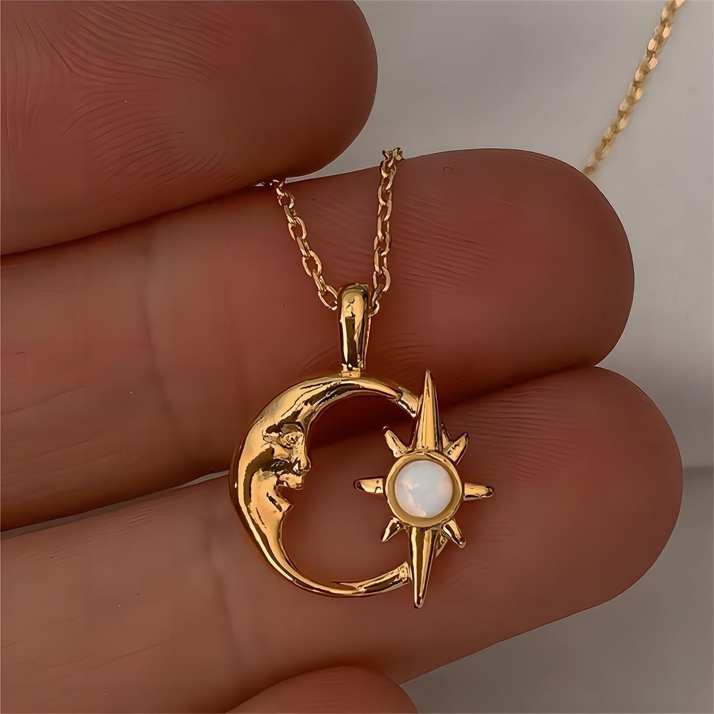 Collier Opale Étoile Phase de Lune