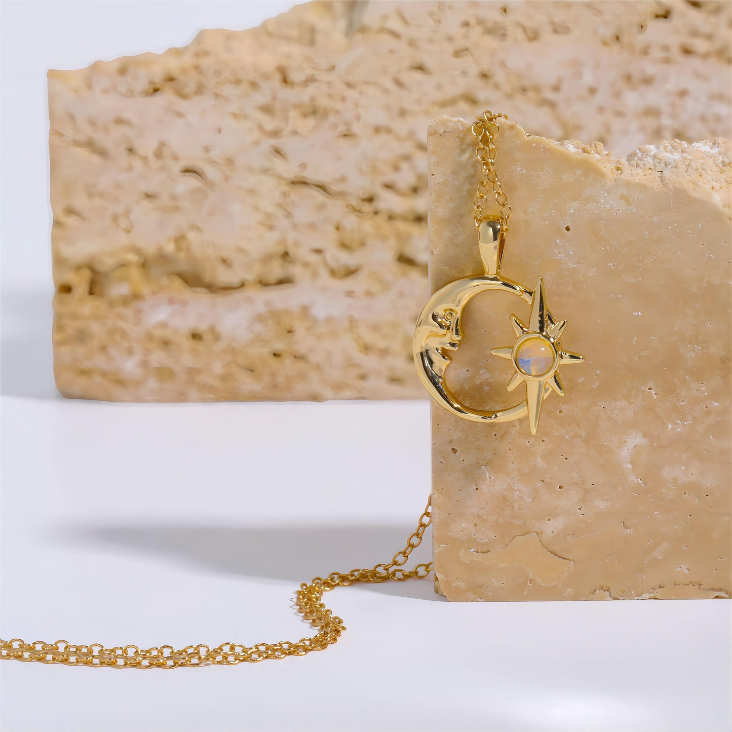 Collier Opale Étoile Phase de Lune