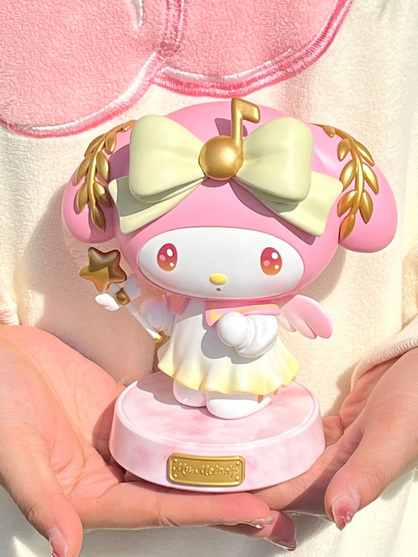 Kuro Demon and Melo Angel Figure