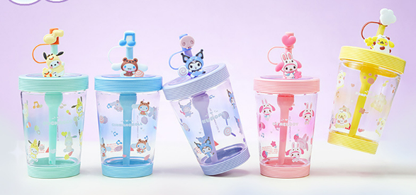 Cartoon Straw Cup with Strap 535ml