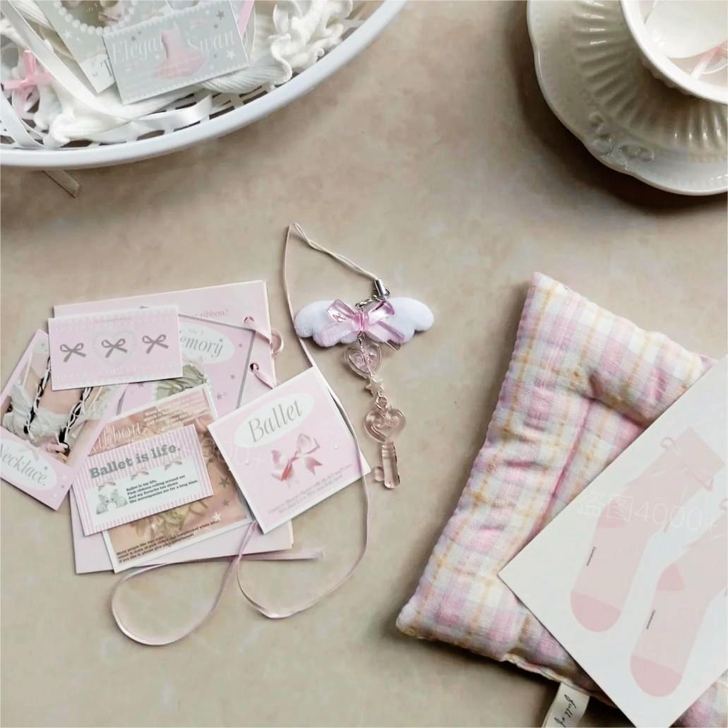 Sweet Pink Bowknot Star Keychain Phone Strap