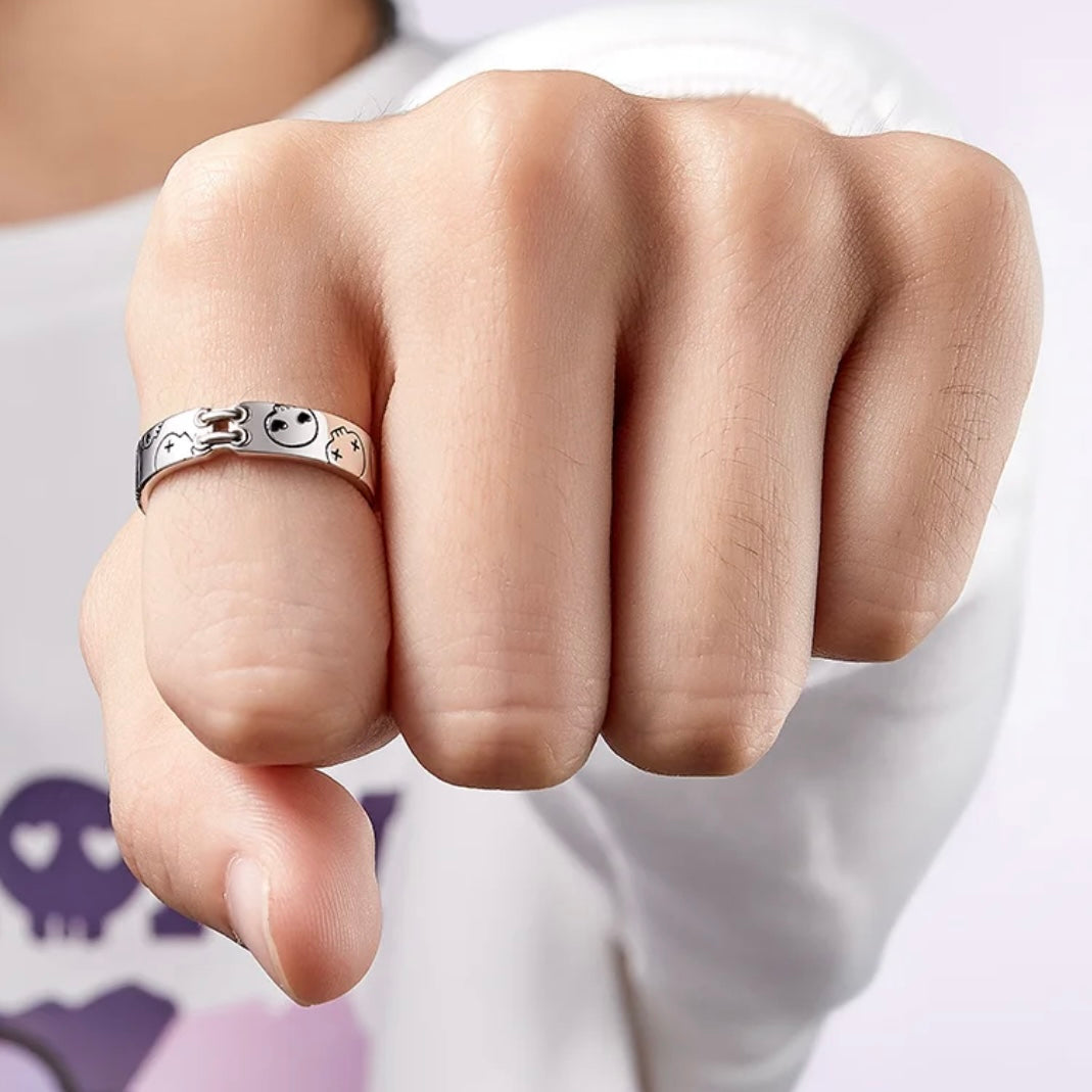 Bague assortie en émail chic avec motif sculpté Kuro Baku