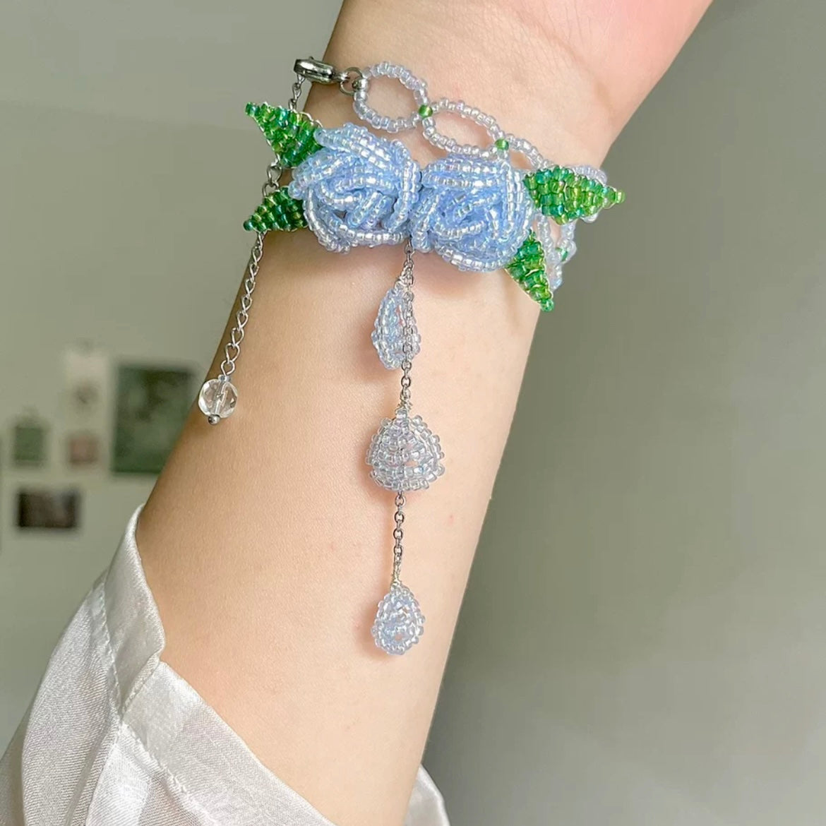Handmade Crystal Beaded Rose Petal Tassel Choker Necklace