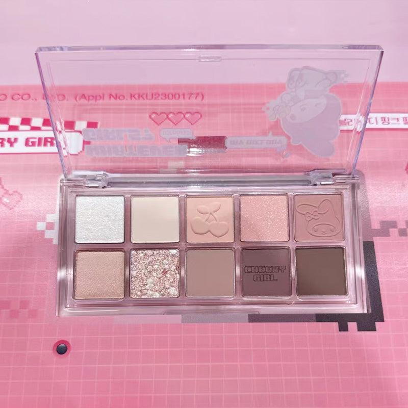 Kuro & Melo Eyeshadow - Lovesickdoe