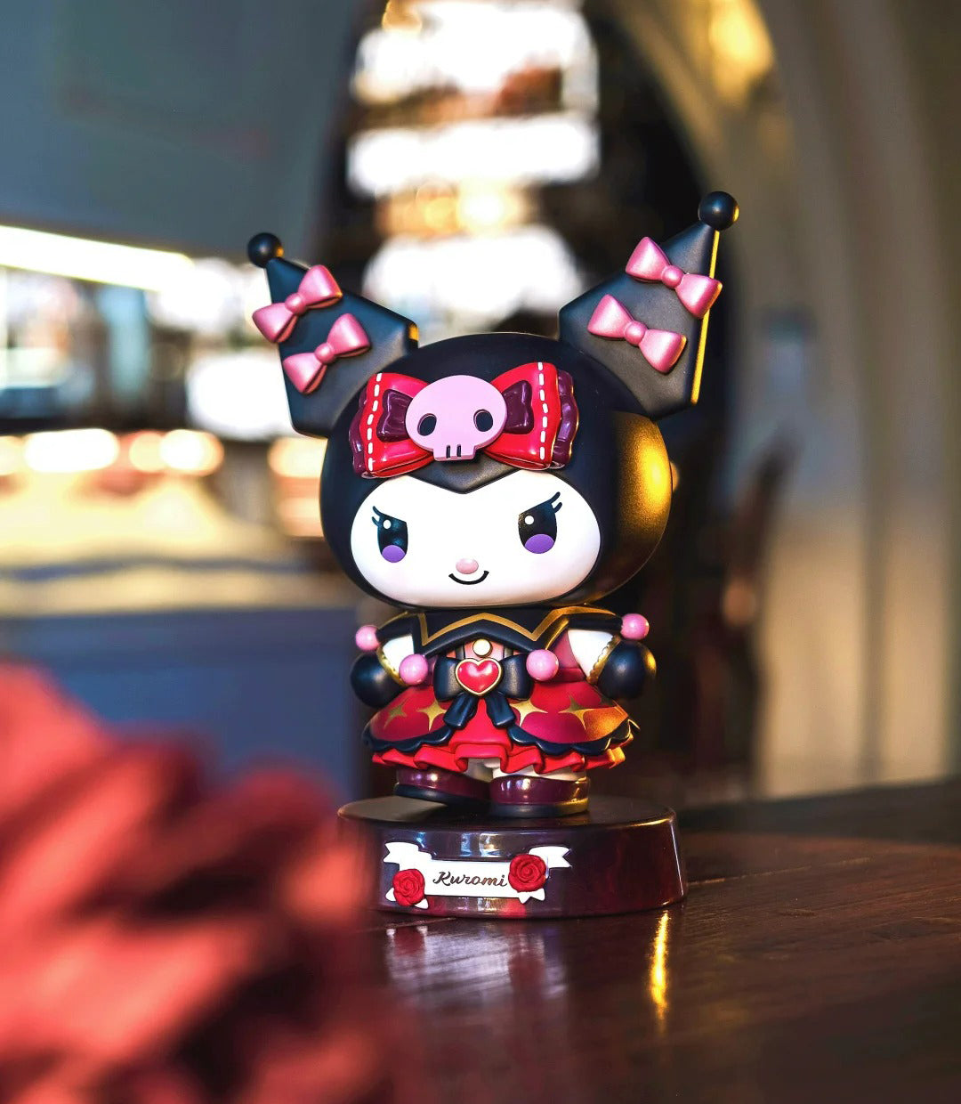 Melo and Kuro Dancer Figure