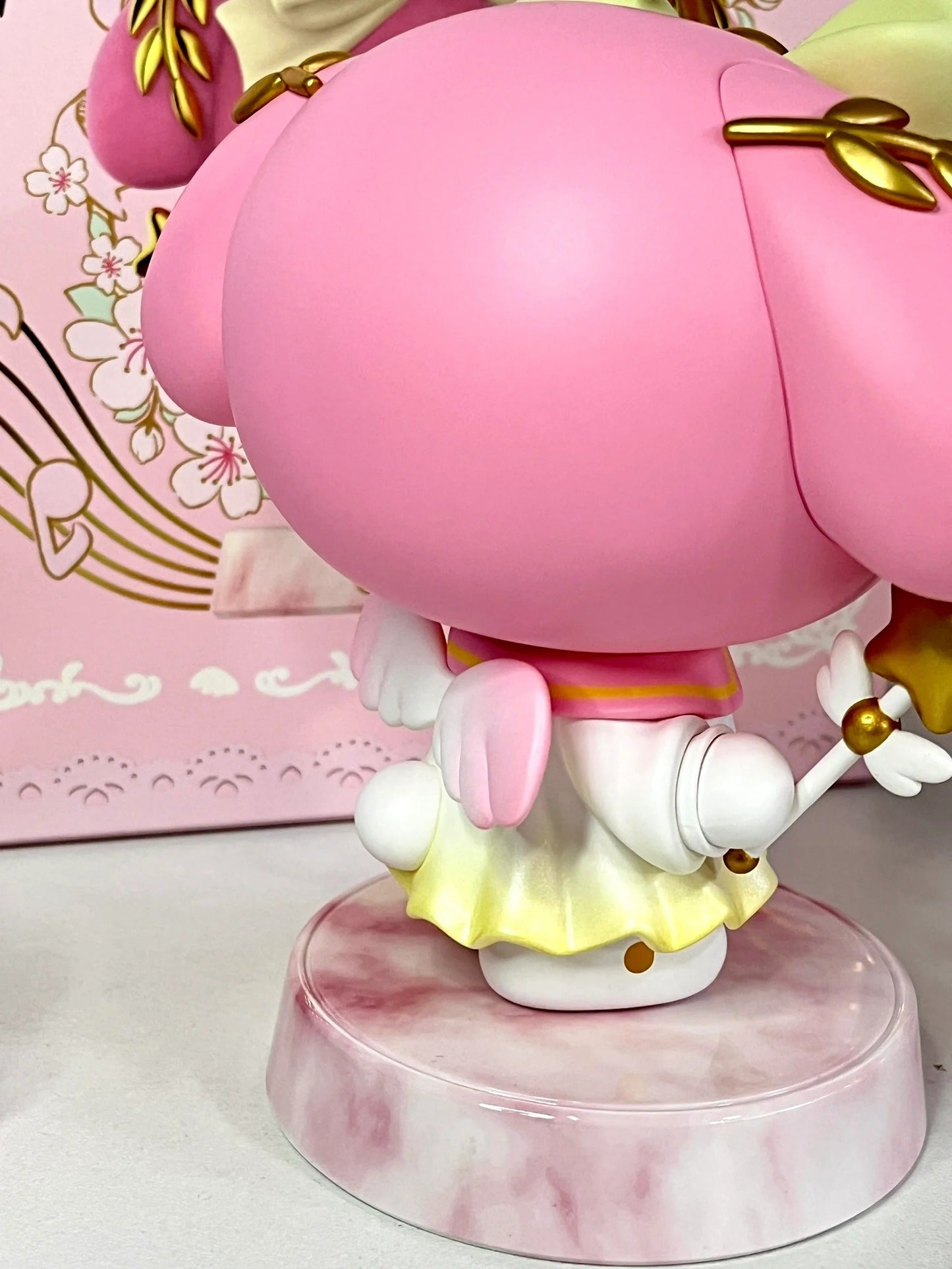 Kuro Demon and Melo Angel Figure
