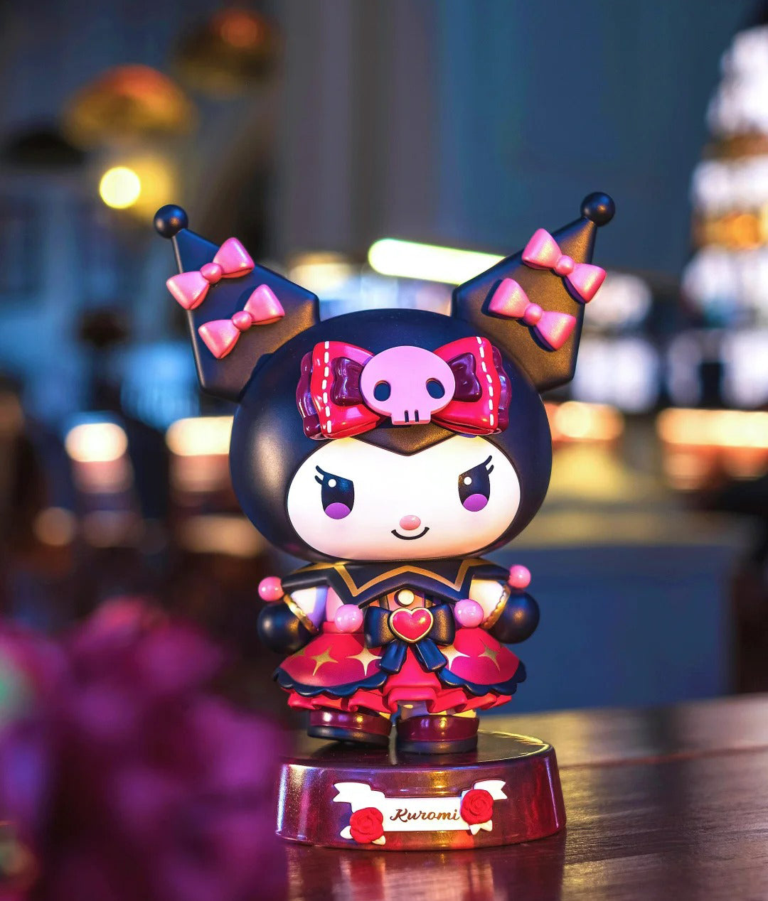 Melo and Kuro Dancer Figure