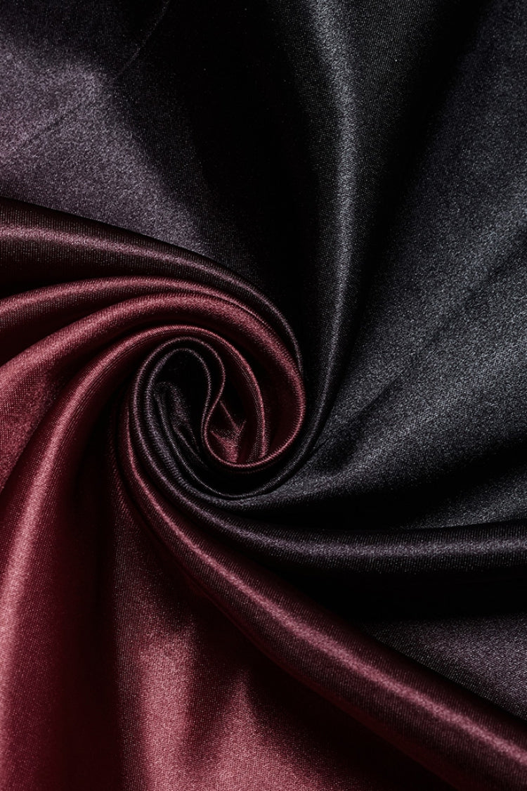Crimson & Noir Men's Strap Bat Gothic Cape Cloak