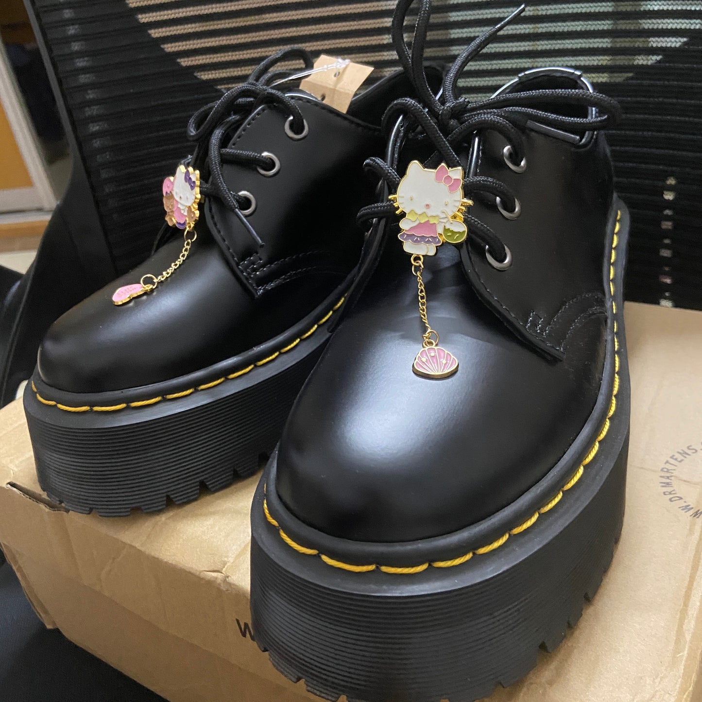 Kitty Lässige Martin-Stiefel - Lovesickdoe