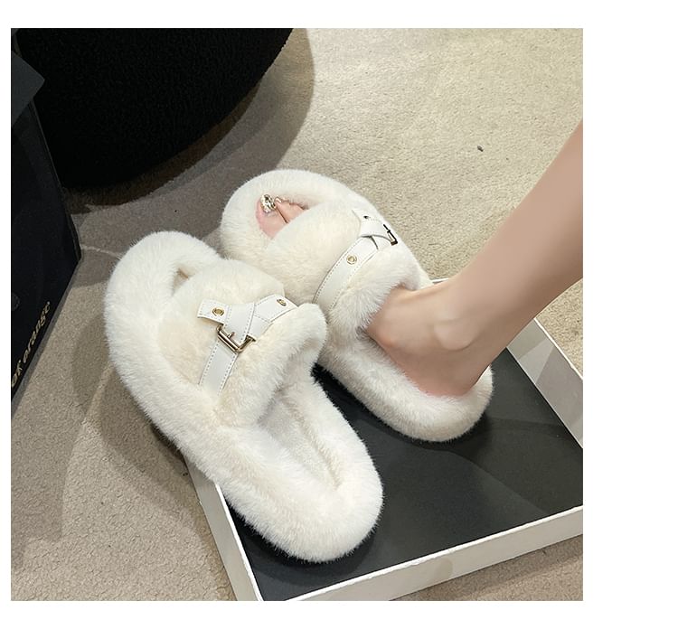 Buckled Fluffy Platform Slide Sandals