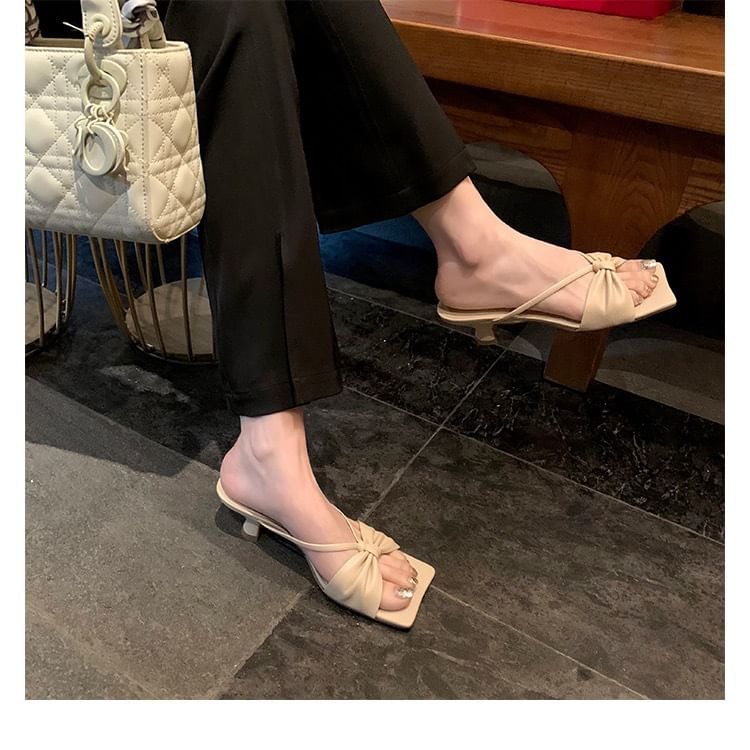 Square Toe Block Heel Twisted Sandals