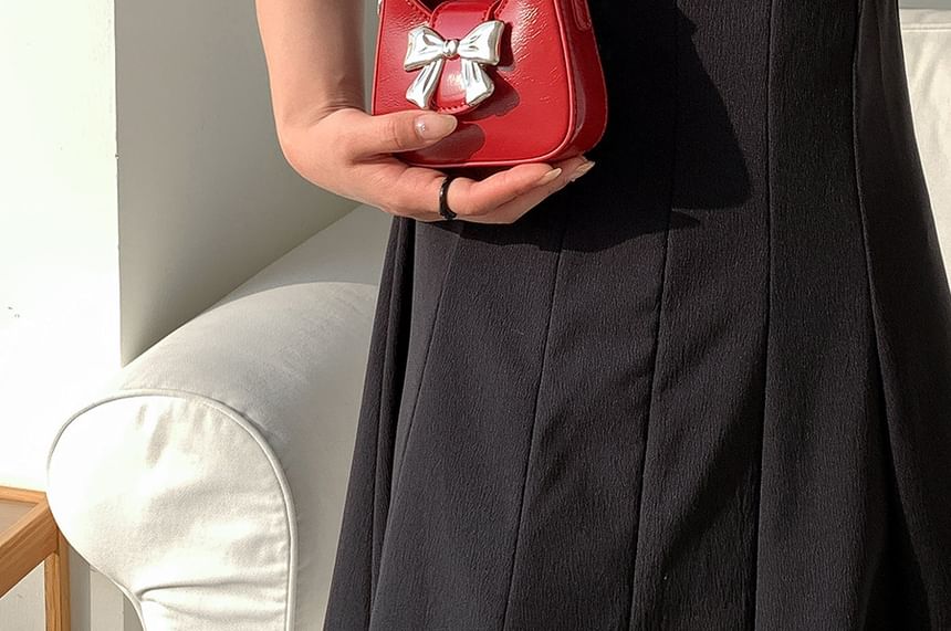 Chain Bow Strap Bag Crossbody