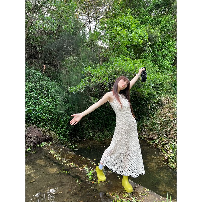 Crochet Lace Sleeveless A-Line Maxi Dress