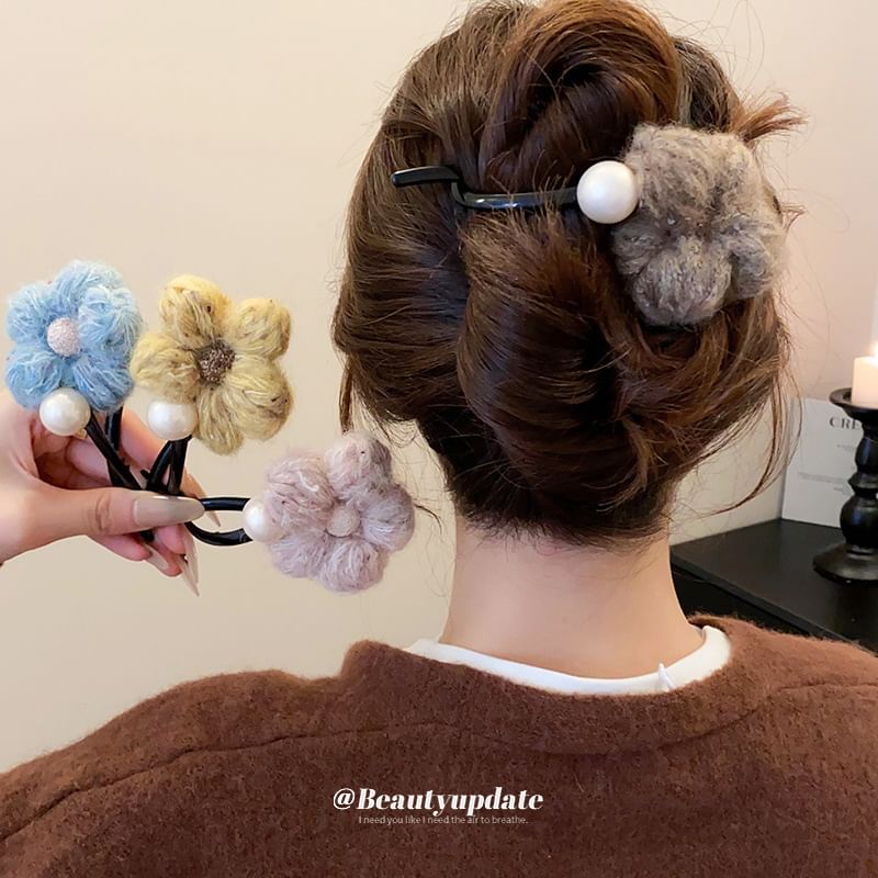 Hair Faux Flower Pearl Clip