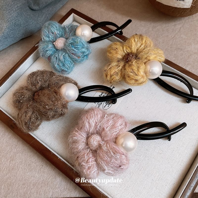 Hair Faux Flower Pearl Clip