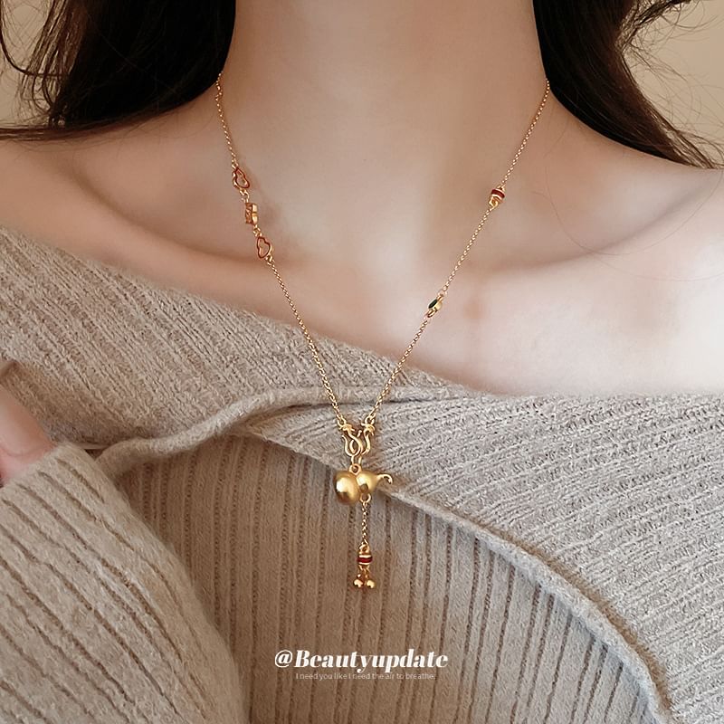 Pendant Necklace