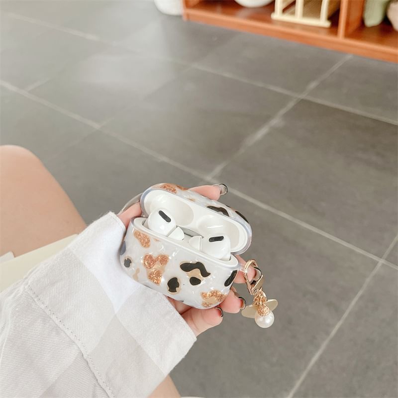 Leopard Print Heart Faux Pearl Charm AirPods / Pro Earphone Case Skin