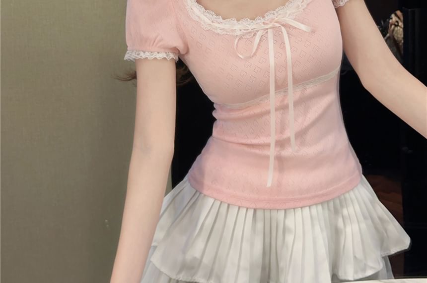 Short Sleeve Lace Trim U Neck Plain Top