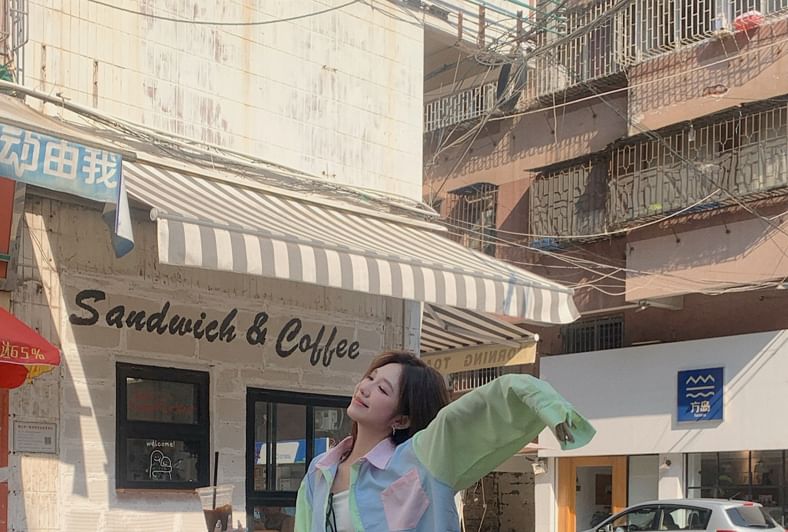 Color Blocked Long Sleeve Oversized Shirt with Pocket
