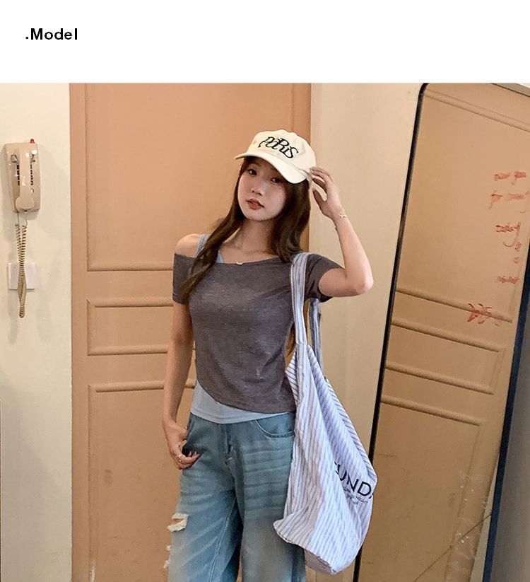 Short Sleeve Mock Two Piece Cold Shoulder Color-Block Slim-Fit T-Shirt