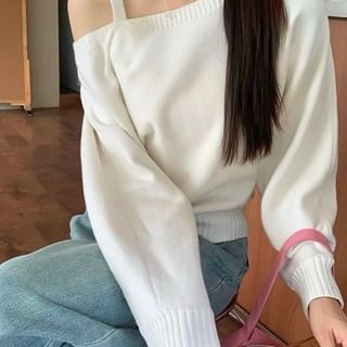 Cold Shoulder Plain Knit Pullover Sweater