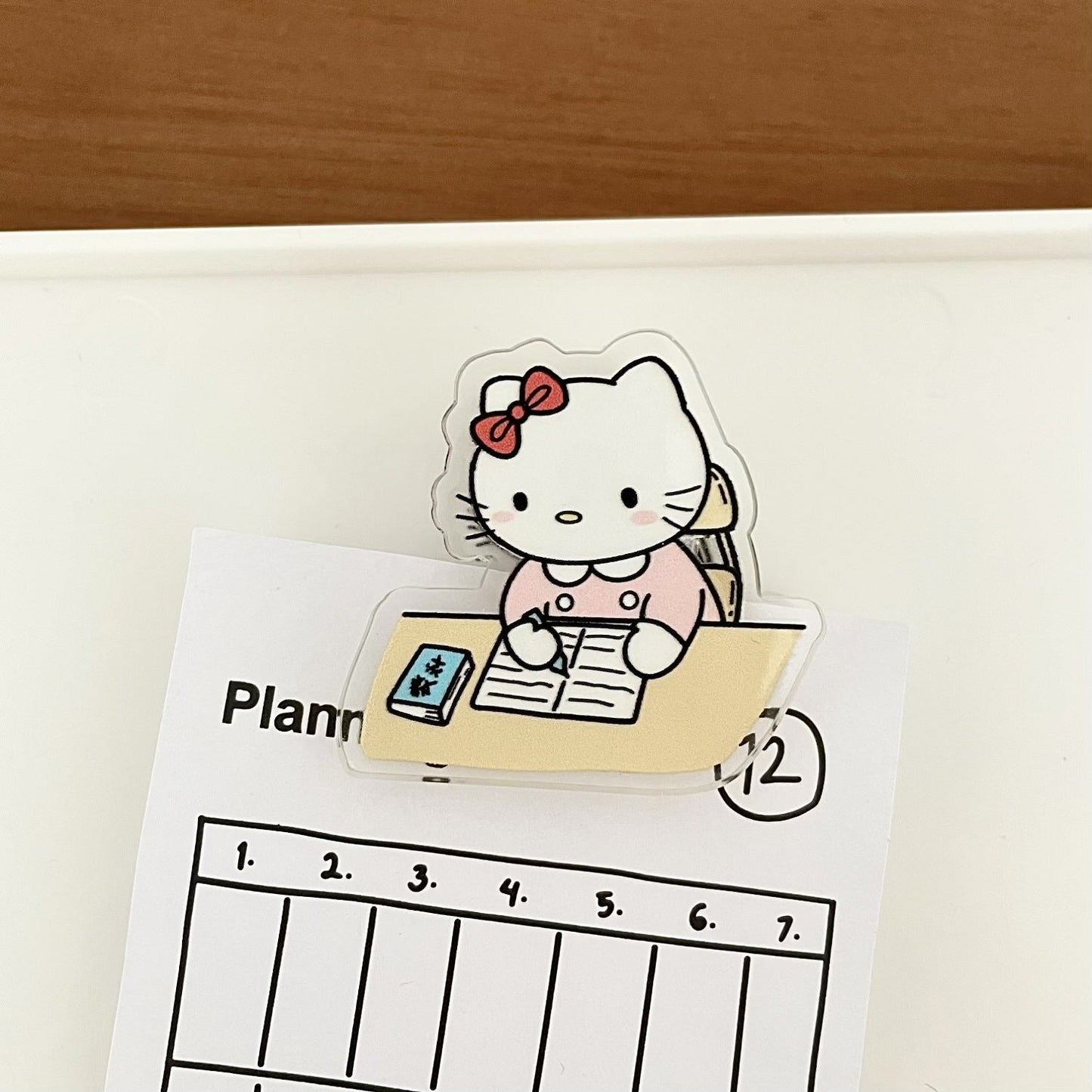 Kawaii Read book Design Paper Clip