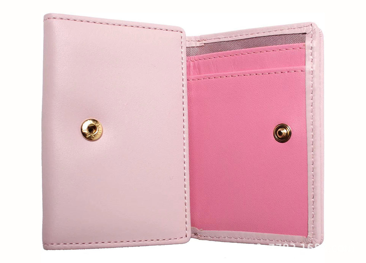 Melo and Kuro with Bow Wallet