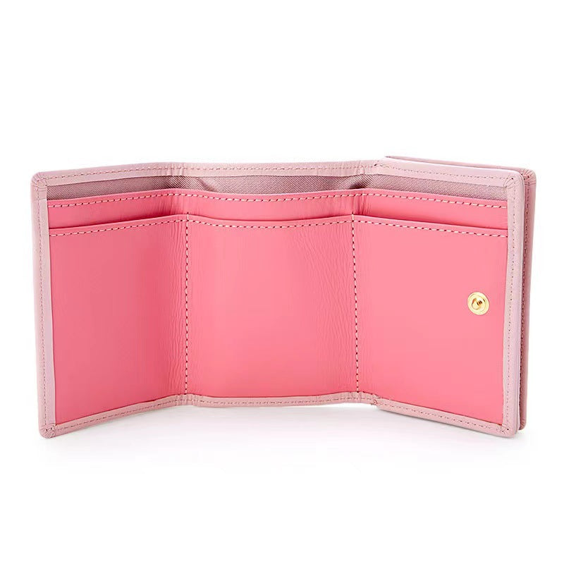 Melo and Kuro with Bow Wallet