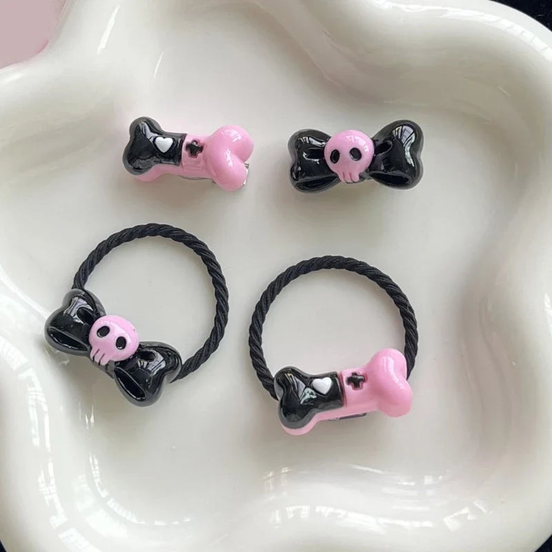Kuro Skull Hair Clips