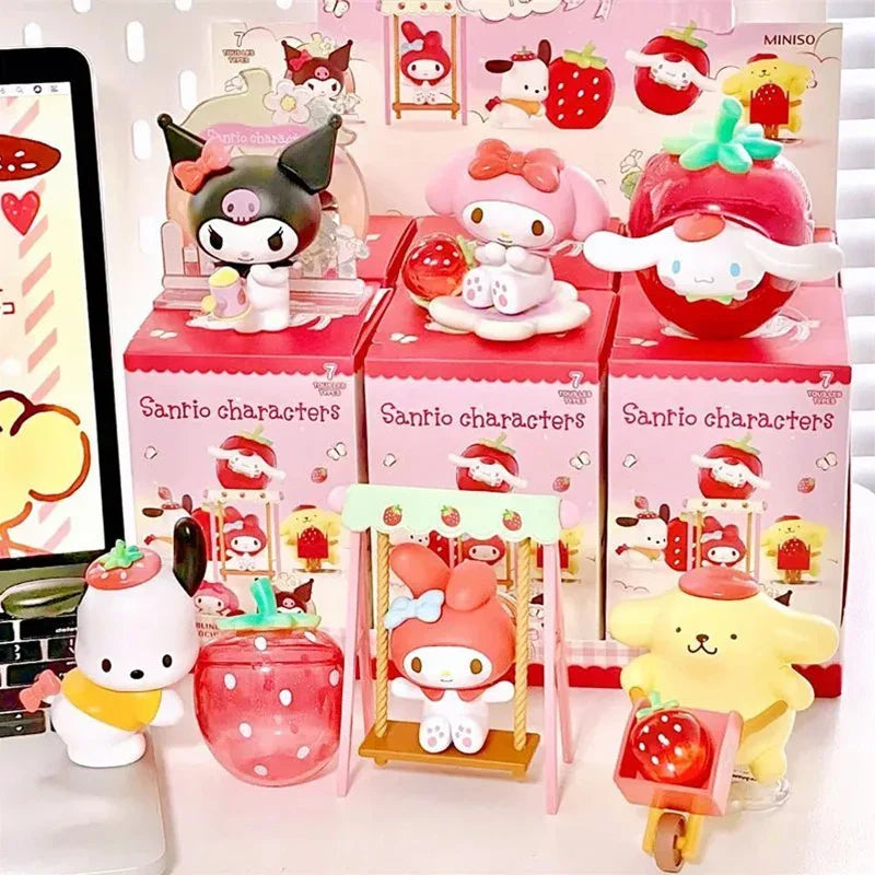 Cartoon Strawberry Estate Series Figure