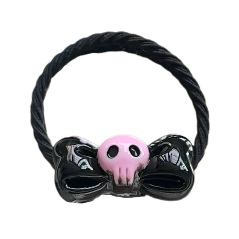 Kuro Skull Hair Clips