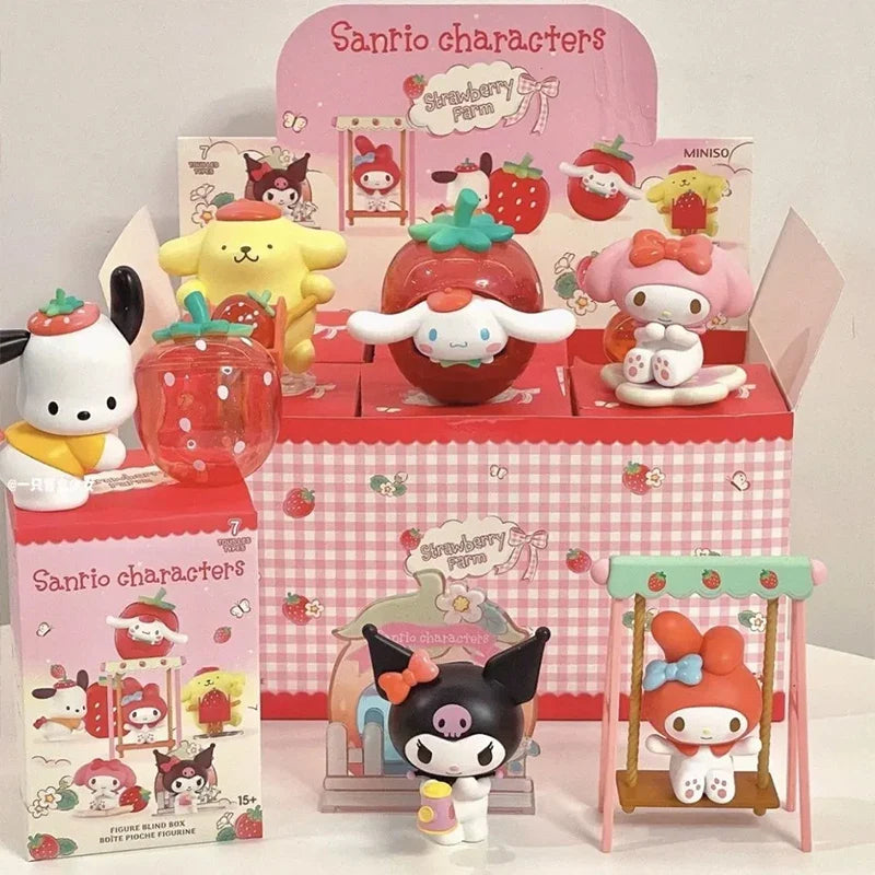 Cartoon Strawberry Estate Series Figure