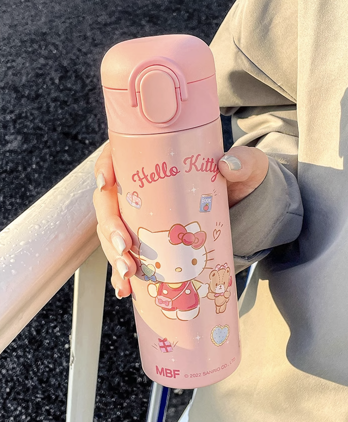 Bouteille isotherme en paille de dessin animé 420 ml