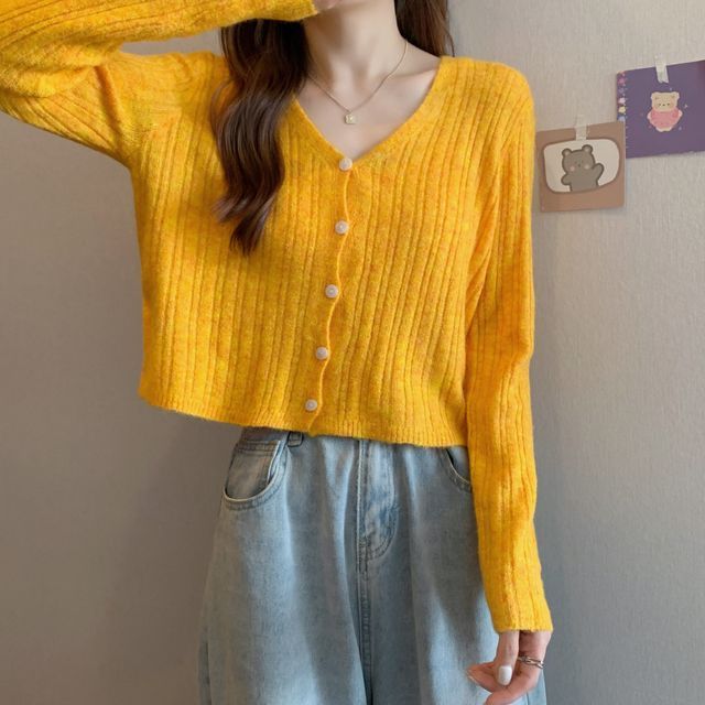 Long-Sleeve V-Neck Solid Crop Sweater