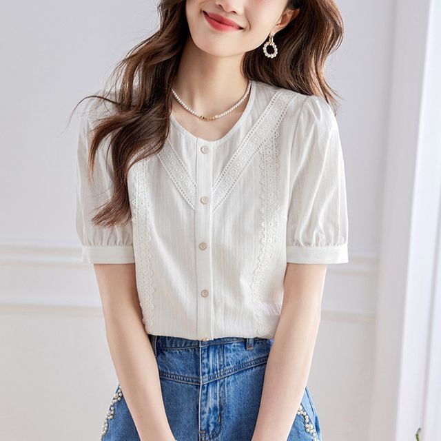 Round Neck Lace Panel Short Sleeve Blouse