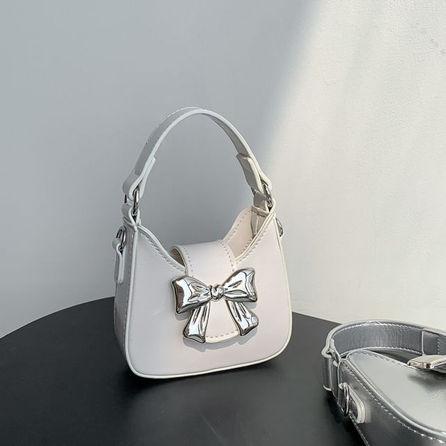Chain Bow Strap Bag Crossbody