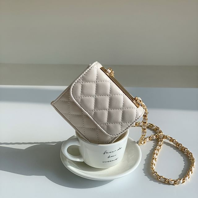 Flap Strap Chain Quilted Bag Crossbody