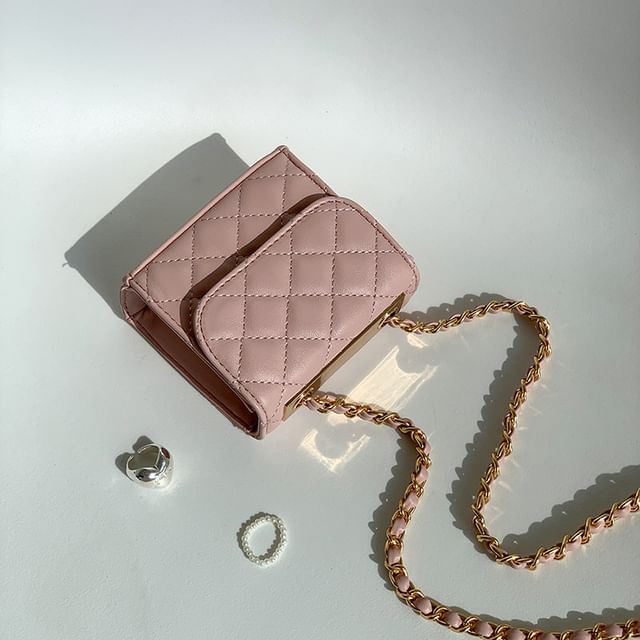 Flap Strap Chain Quilted Bag Crossbody