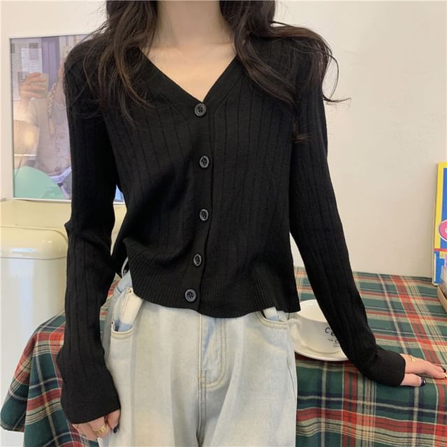 V-Neck Solid Button-Up Cropped Knit Jacket