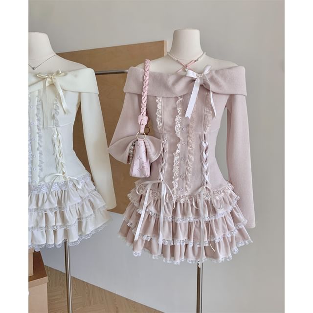 Set: Off-Shoulder Bow Ruffle Lace-Up Top + High Waist Mini Skirt