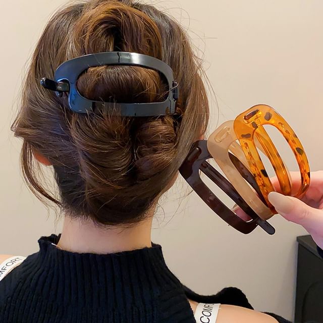 Cutout Hair Clip