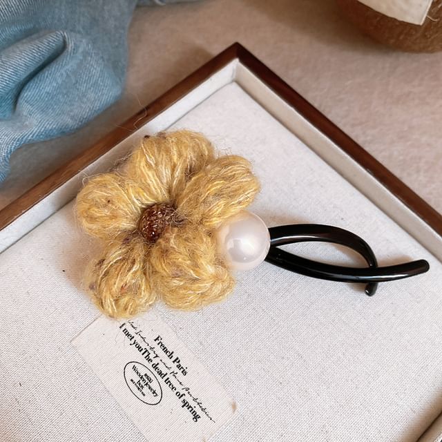 Hair Faux Flower Pearl Clip