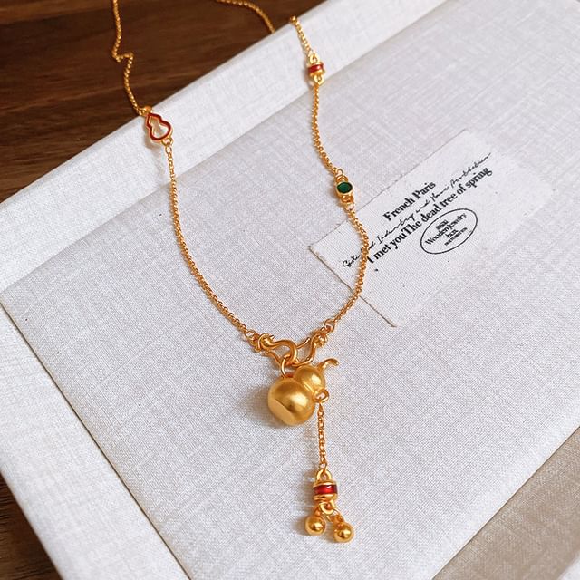 Pendant Necklace