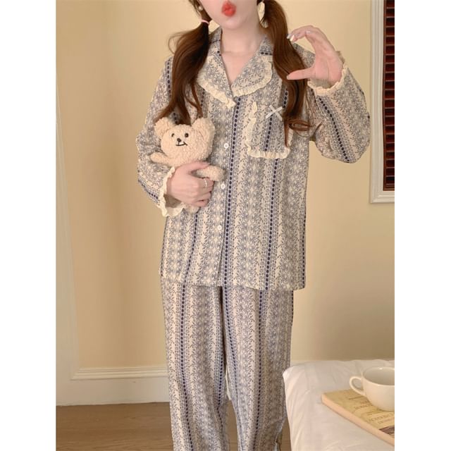 Couple Matching Long-Sleeve Patterned Print Pajama Set