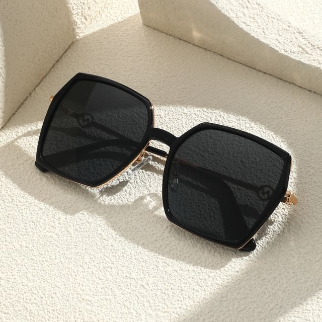 Oversized Sunglasses Geometric