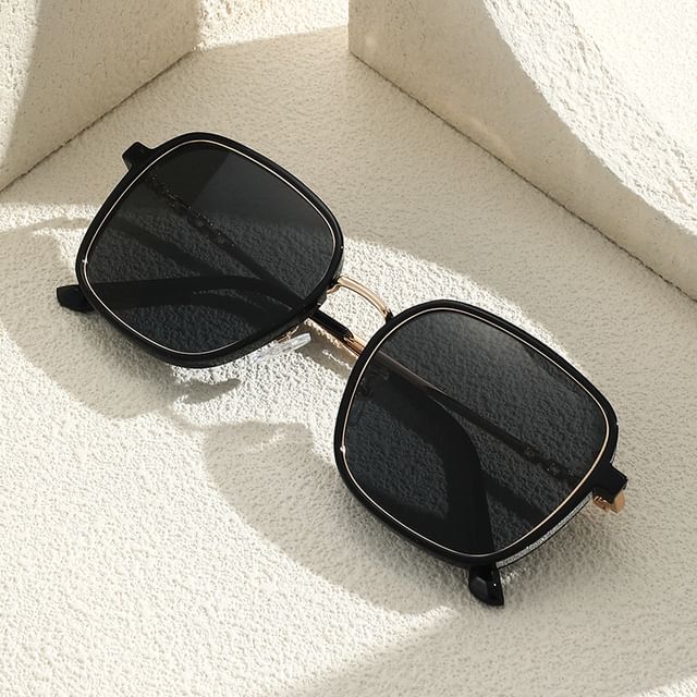 Square Sunglasses Oversized