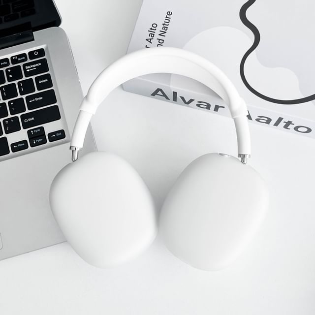 Matte AirPods Max Earphone Case Skin