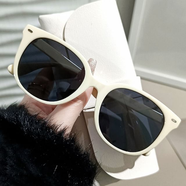 Sunglasses Oversized Frame Square