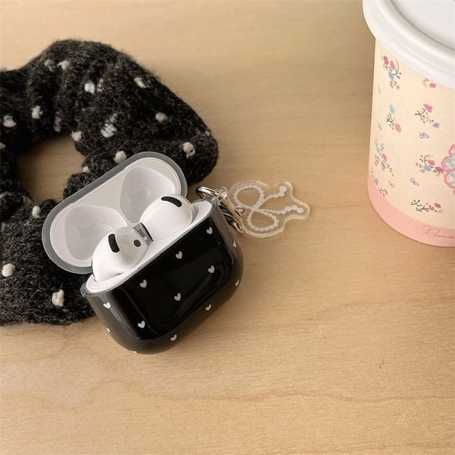 AirPods Heart Print Case