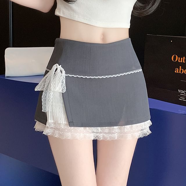 Lace-Trimmed Flared Mini Skirt with Low Waist